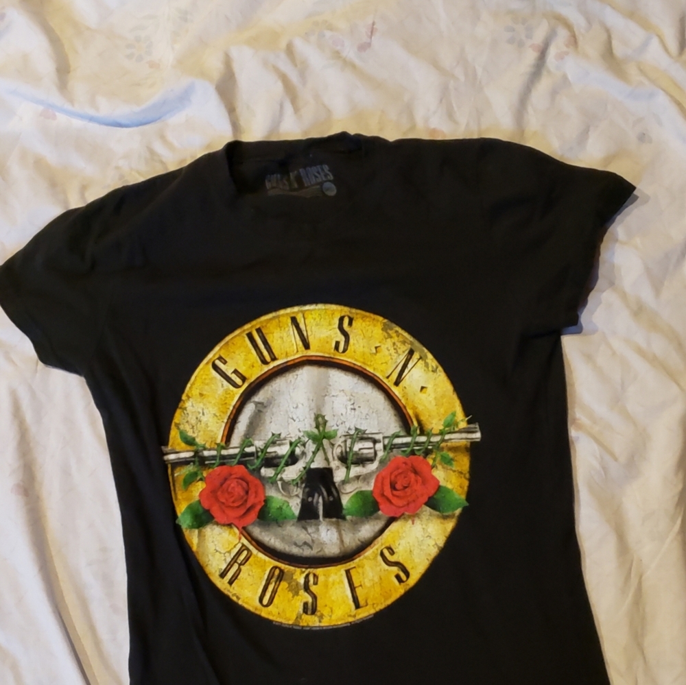 Guns and Rose's t shirt